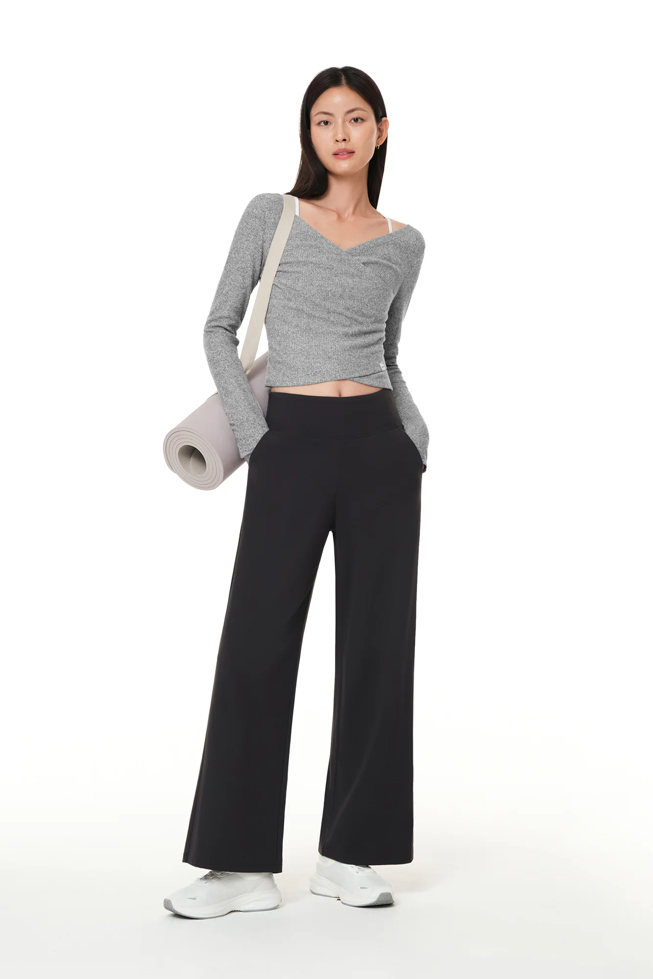 Airwarm Fleece Wide Pants - Image 3