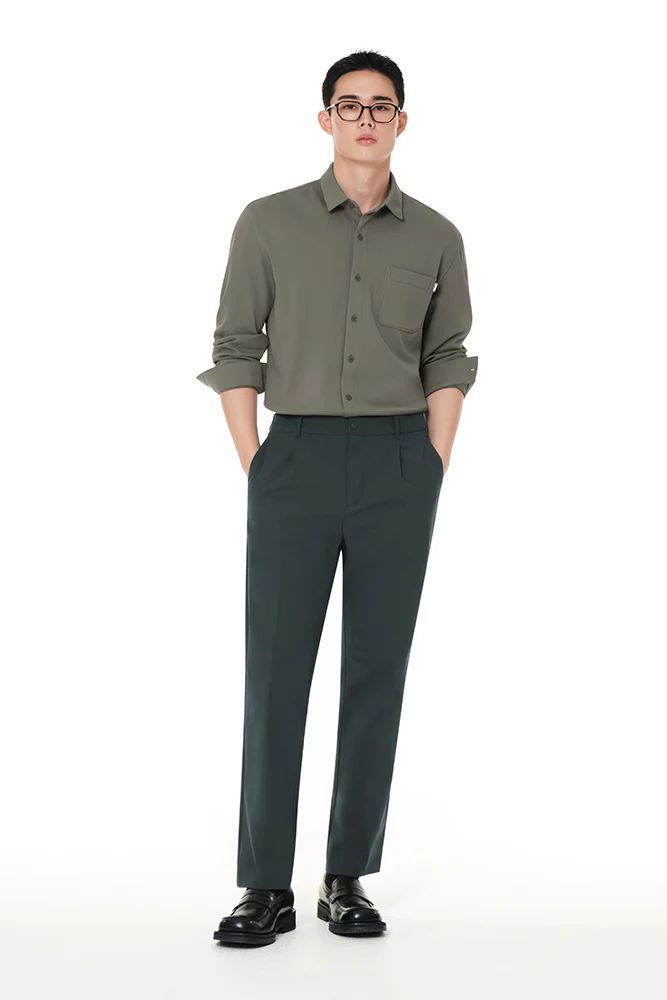 Men's Urbanactive Pleated Pants - Image 3