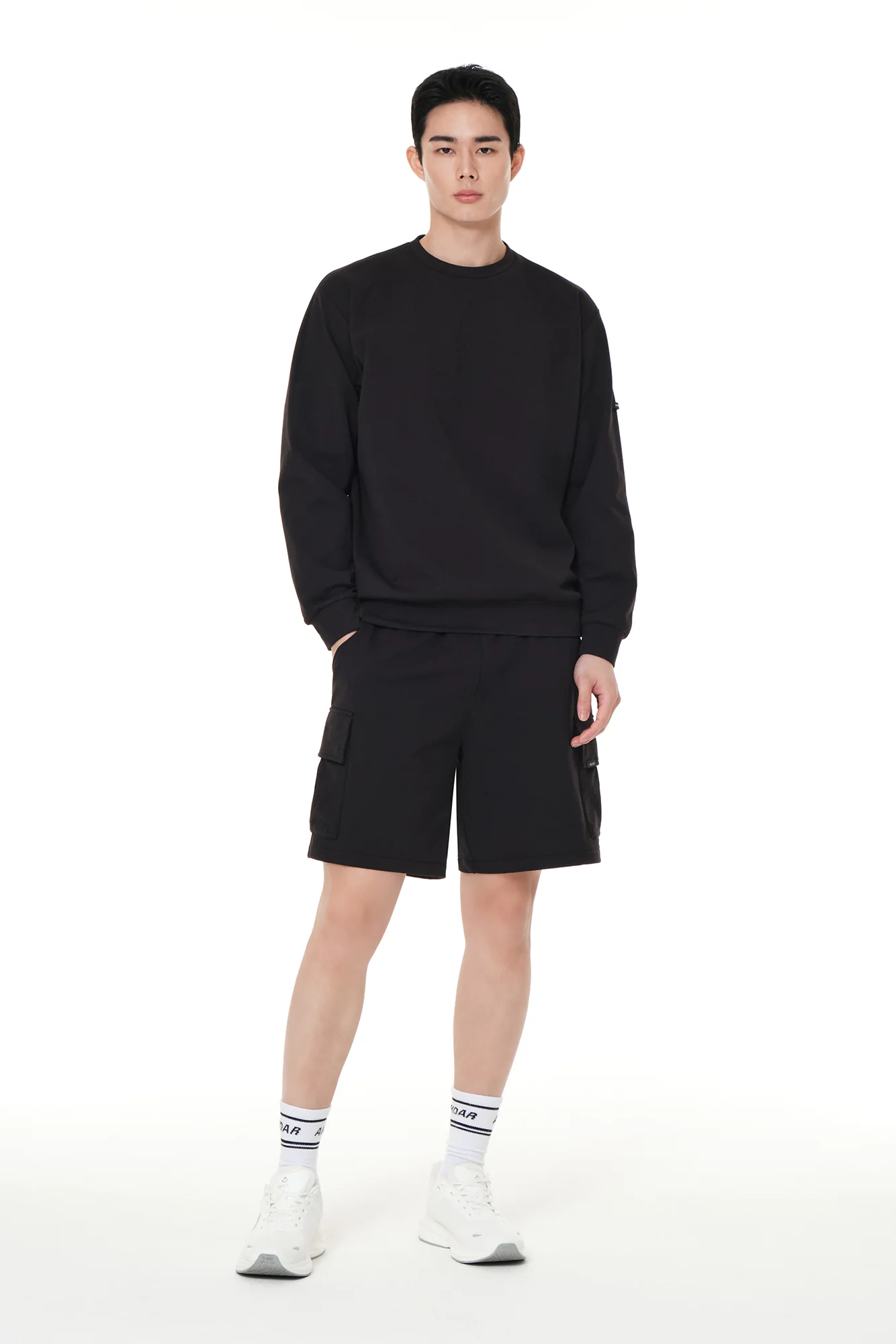 [OUTLET] Men's Airy Fit Sweat Cargo Shorts - Image 3