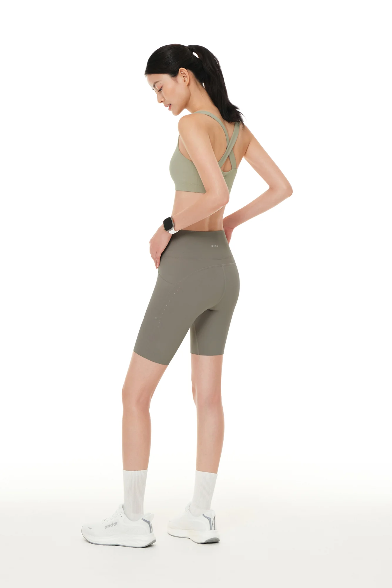 Running Pocket Biker Shorts - Image 4